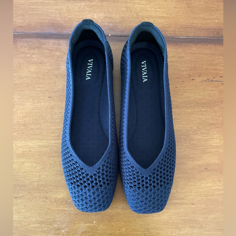 Vivaia Margot Square Toe V-Cut Flats Navy Knit Shoes Size 37.5 US Sz 7 VGC - Picture 10 of 14